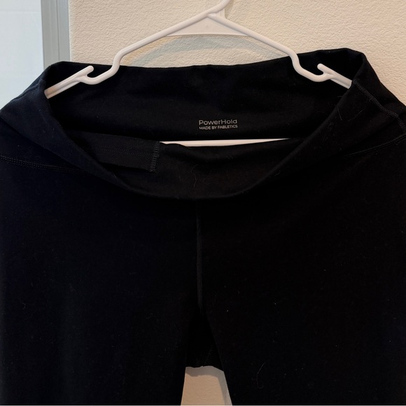 BUNDLE L Lululemon tops + XL Fabletics leggings - Picture 9 of 14